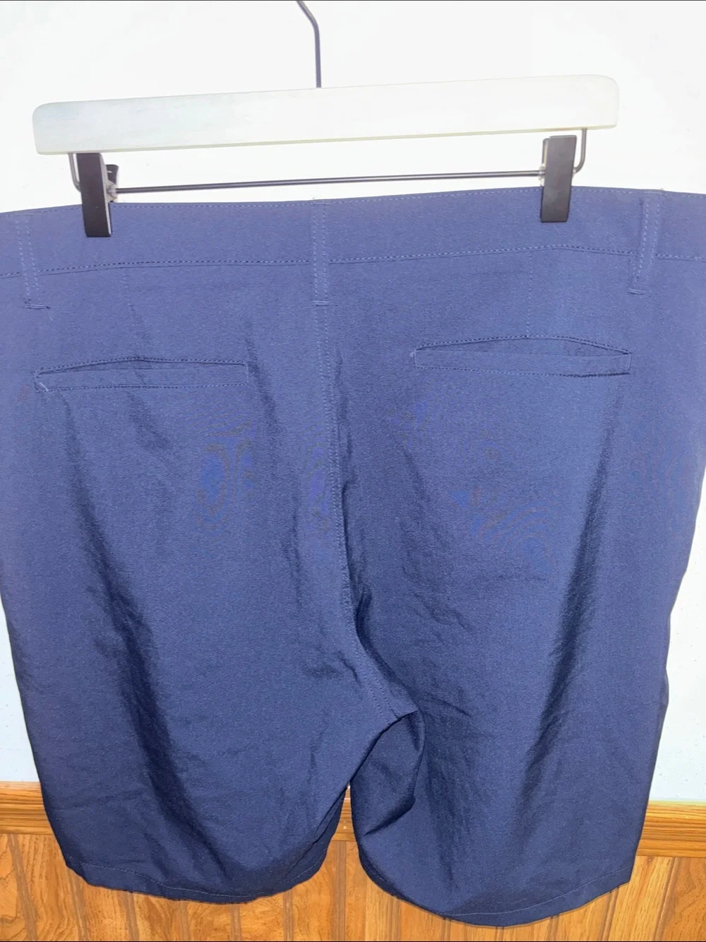 Hurley - Men’s Navy Blue Flat Front performance Shorts (size 38)
